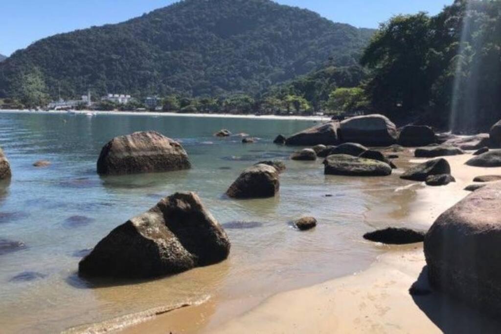 Apartamento Lindo Na Praia Da Enseada - Убатуба Экстерьер фото